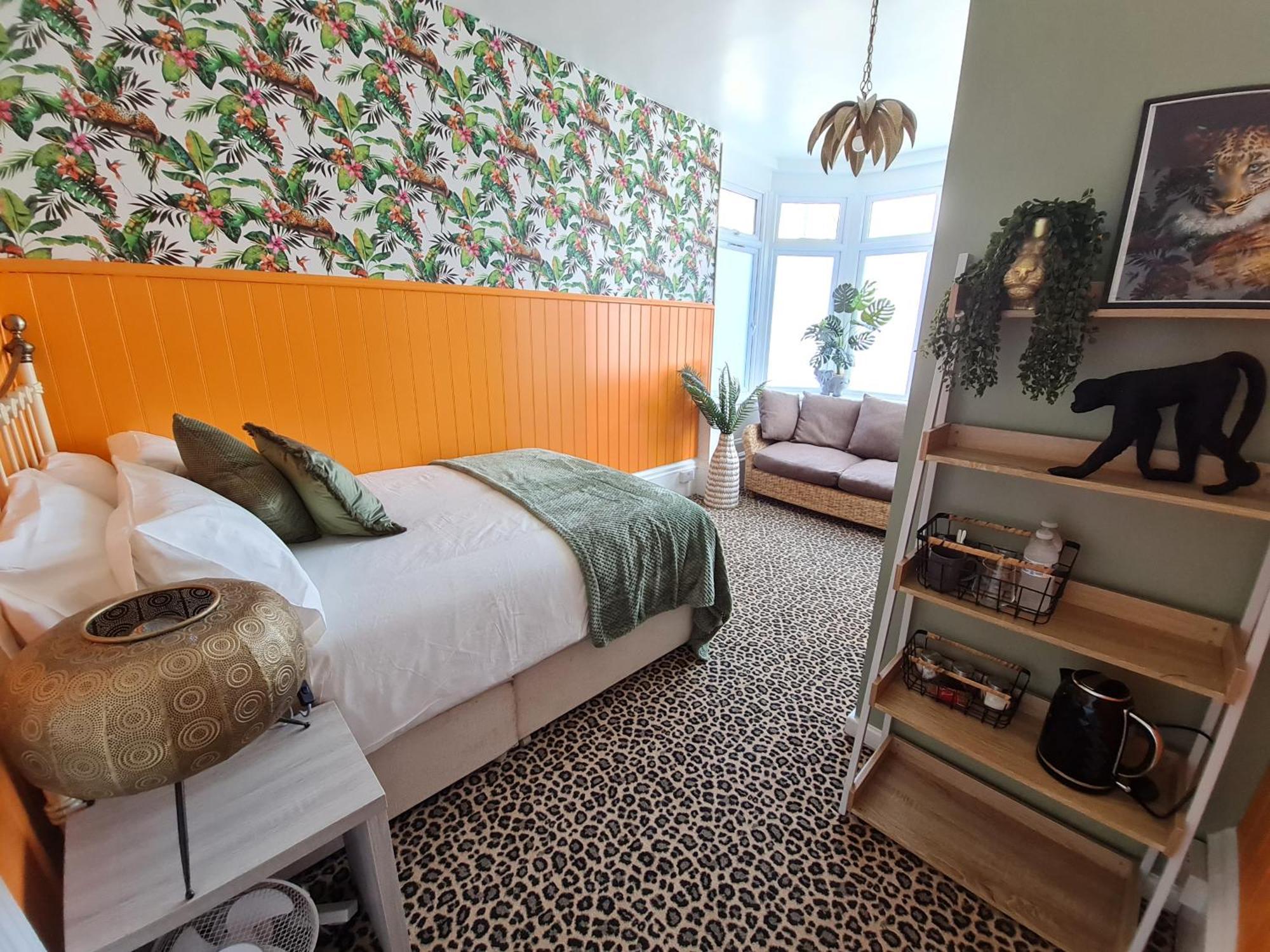 Lemur Lodge - Boutique Apartments - Short Stroll To The Beach Bournemouth Exterior foto