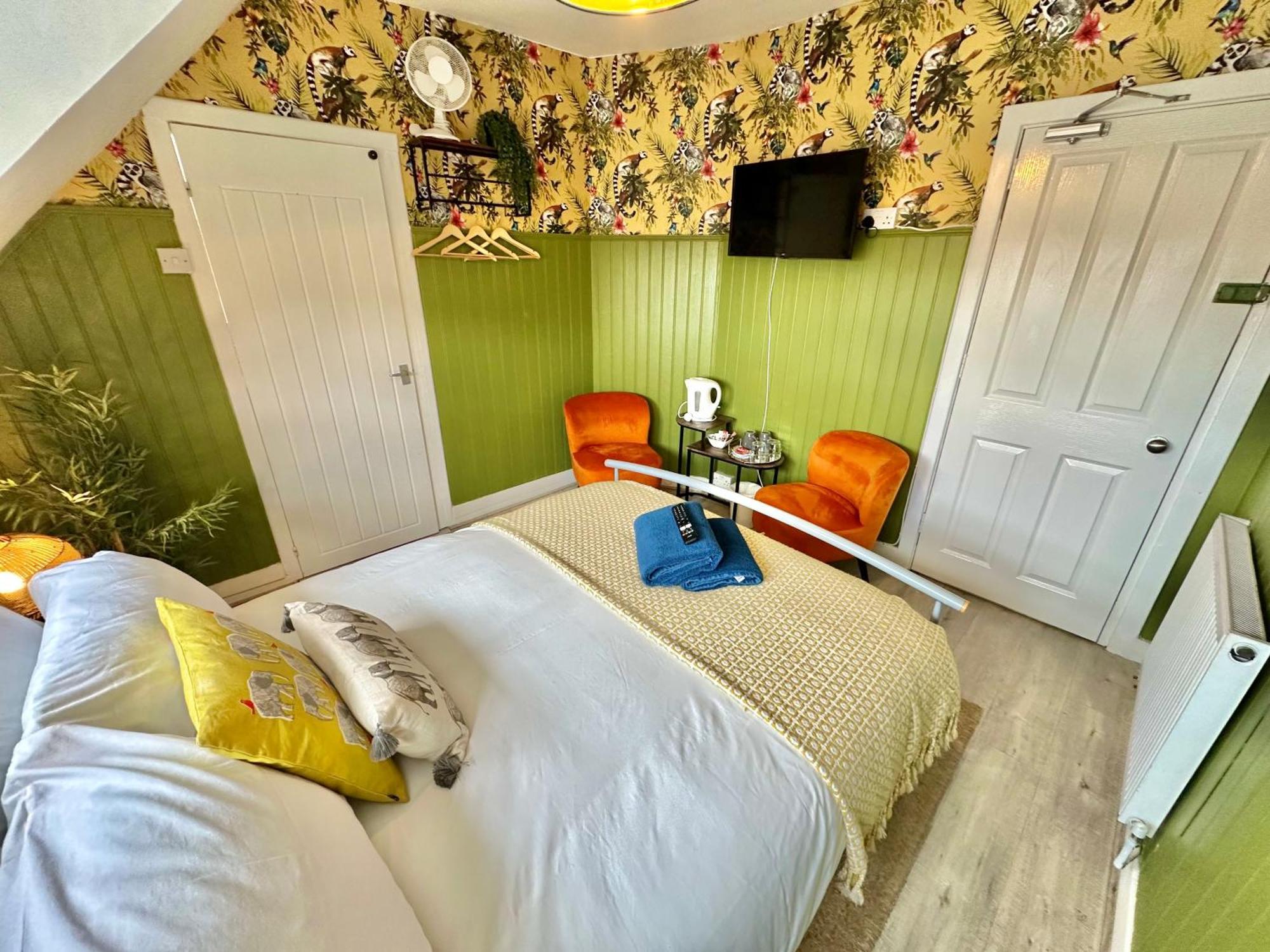 Lemur Lodge - Boutique Apartments - Short Stroll To The Beach Bournemouth Exterior foto